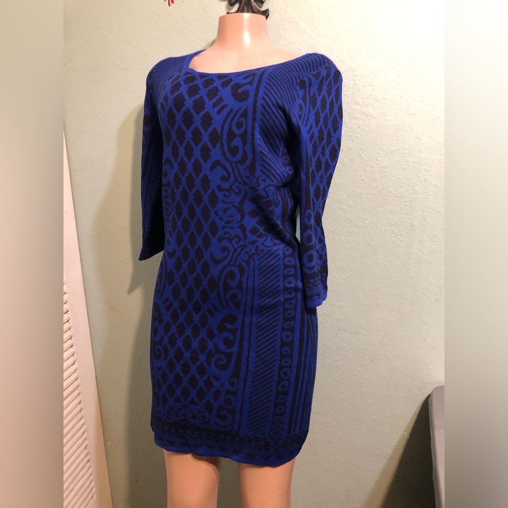 Vertigo dress color .Navy/Royal VC33665D